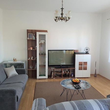 קאלי Comfort Apartment On The Beach מראה חיצוני תמונה