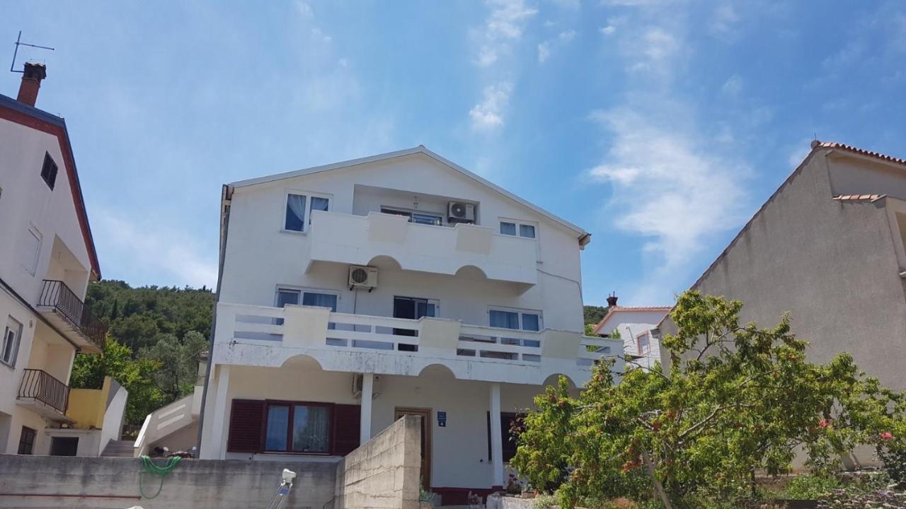 קאלי Comfort Apartment On The Beach מראה חיצוני תמונה
